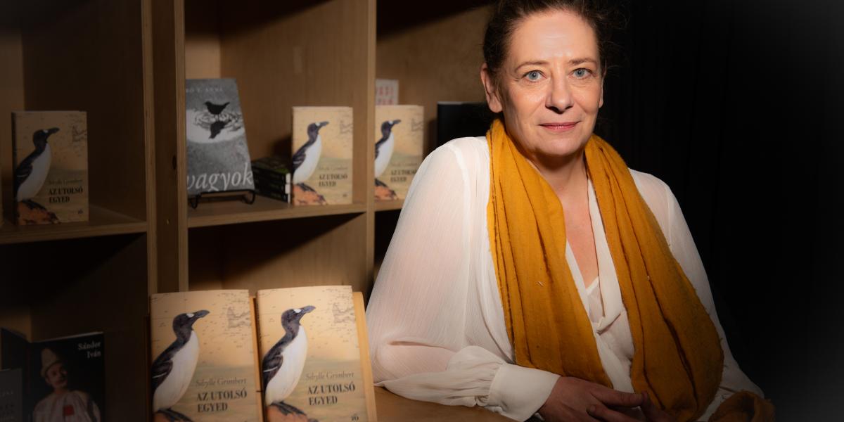 „A diktátorok is mindig »a jóért« cselekednek. A jóság viszont soha nem kényszerít, nem lehet program”