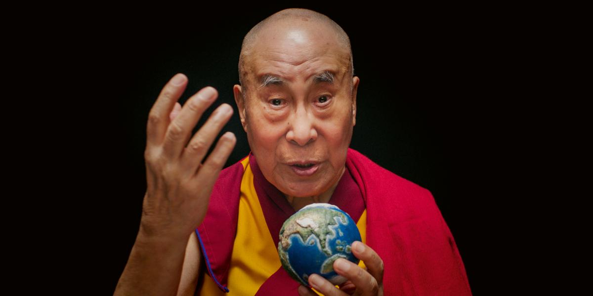 A dalai lámáról szóló dokumentumfilmet november 6-tól vetítik a magyar mozik