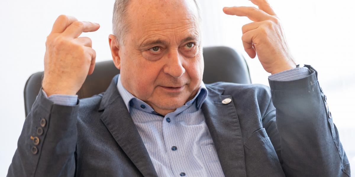 Kovács László szerint a magyar törzsvendégekre alapozó éttermek megszenvedik az óvatos belföldi fogyasztást