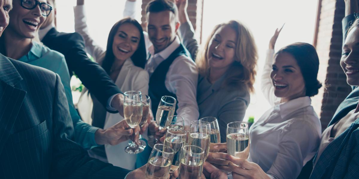 Elfogytak a pénzek az év végi nagy dínom­dánomra, de a szemlélet is változik a céges partik kapcsán 