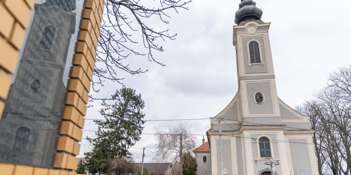 A Baranya megyei Versend település.