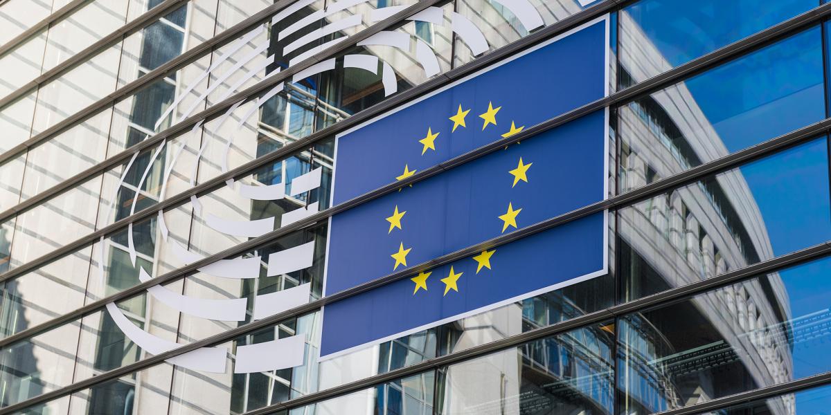 A visszatartott pénzek feloldásához konkrét lépéseket vár el az Unió