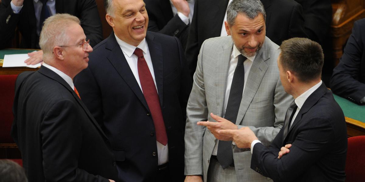 Parlamenti életkép 2018 májusában. Addigra nagyot fordultak