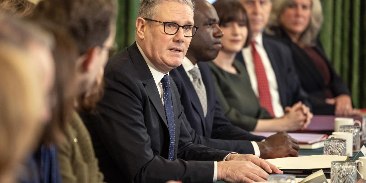 Abban mind Sir Keir támogatói, mind kritikusai egyetértenek, hogy a kormánynak jobban meg kell értetnie magát, és határozottabban megfogalmaznia célkitűzéseit