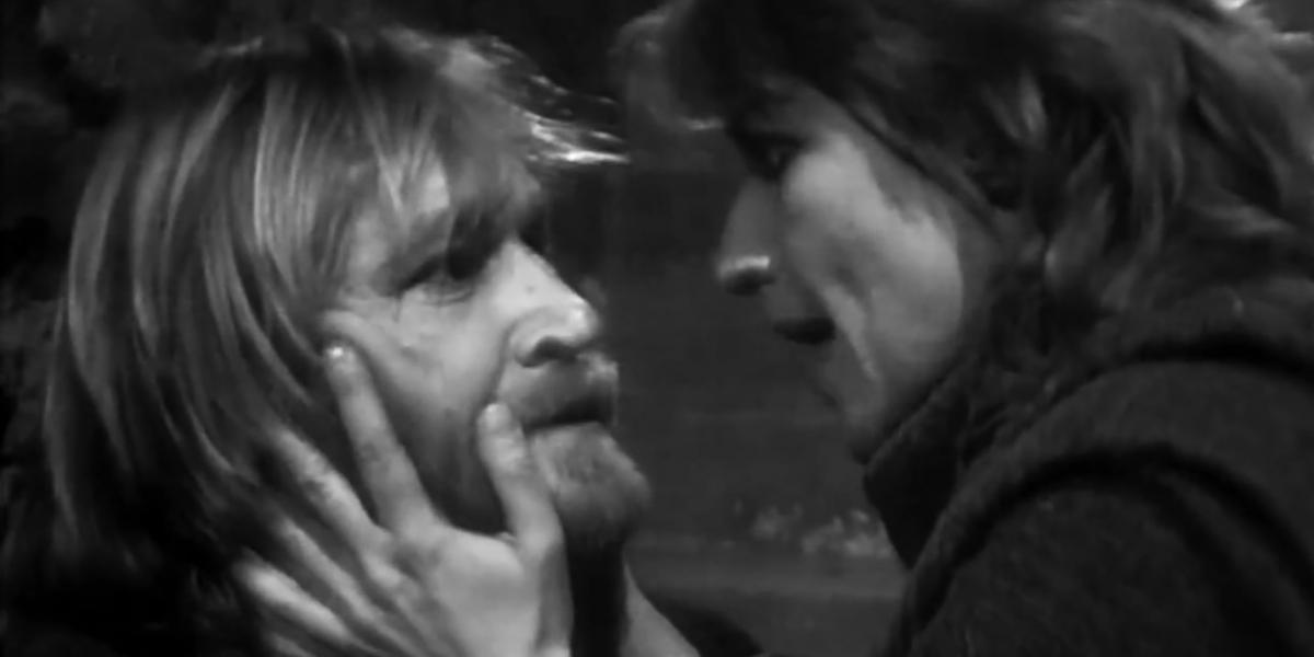 A két főszereplő,
Cserhalmi
György
és Kútvölgyi
Erzsébet Tarr
Béla 1982-es
Macbeth-adaptációjában
(a
film a nemzetiarchivum.
hu/m3
oldalon érhető
el)