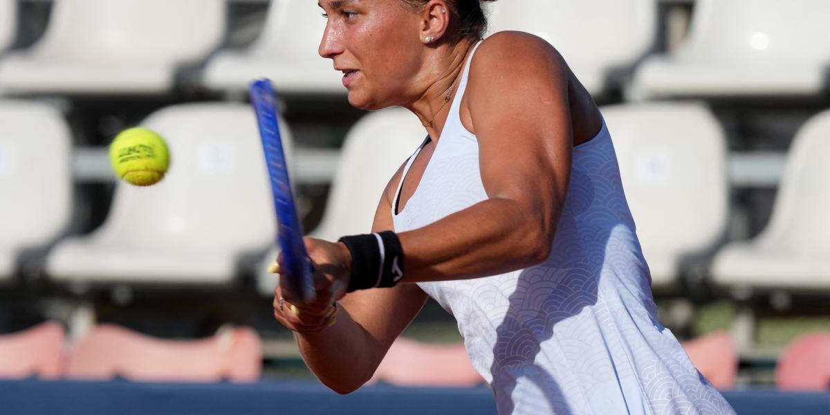 Udvardy Panna
megérkezése után azonnal ételmérgezést kapott Ausztráliában, kórházi kezelésre is szorult