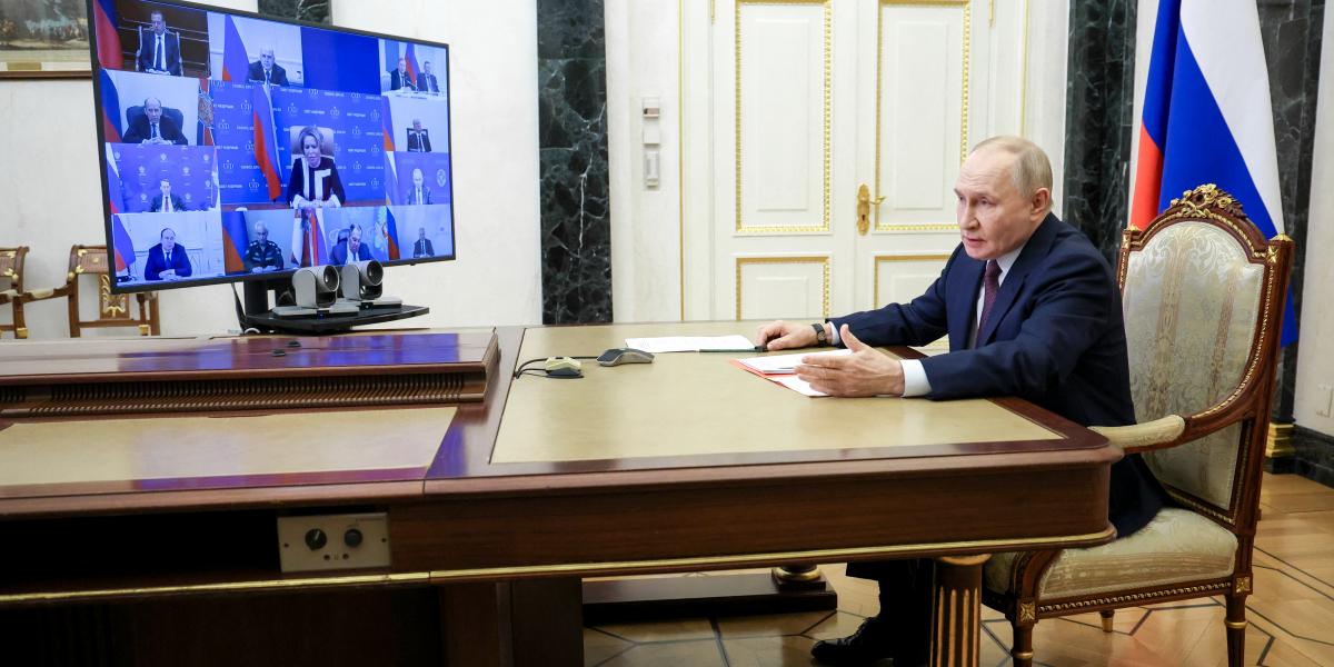 Vlagyimir Putyin orosz elnök a Biztonsági Tanács ülésén, 2026. január 21-én.