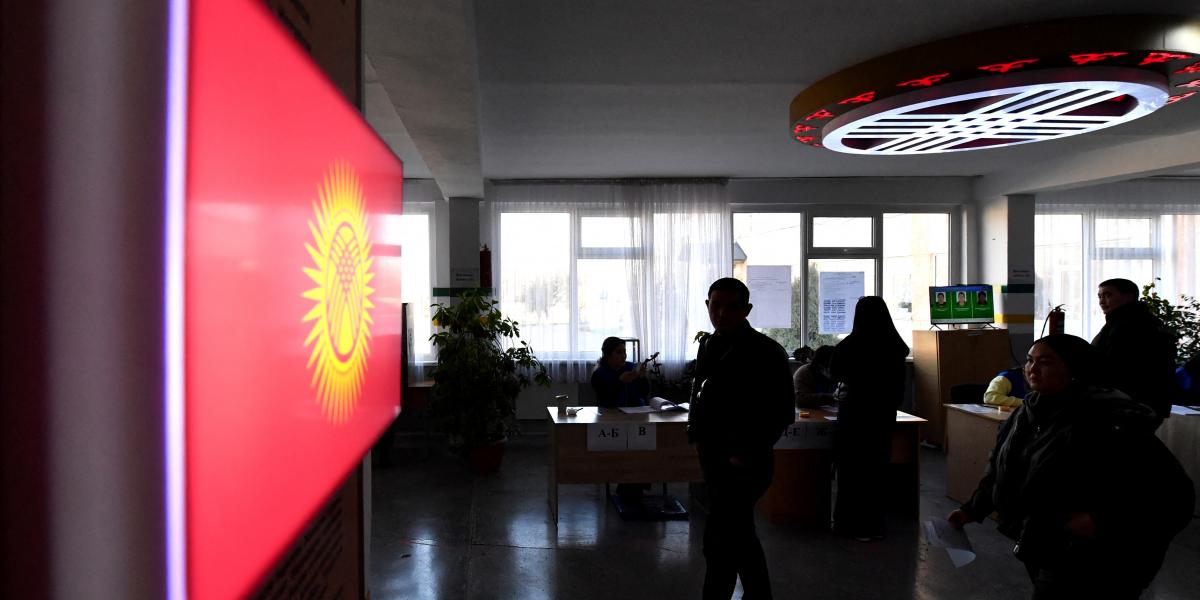 Előrehozott parlamenti választás Kirgizisztánban, 2025. november 30-án.