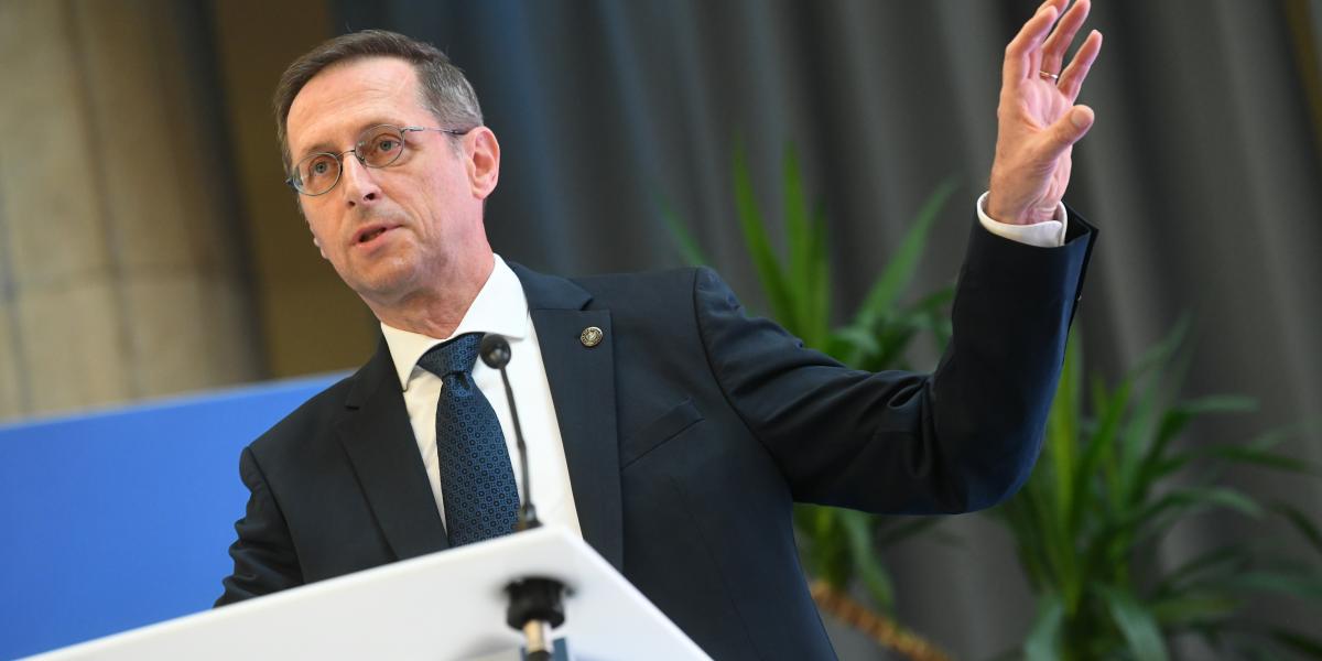 Varga Mihály a Közgazdász-vándorgyűlésesen 2025. szeptember 4-én