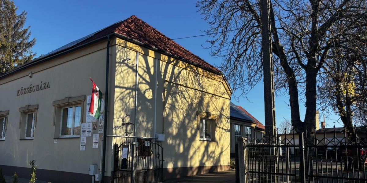 A sárándi községháza - korábbi felvétel