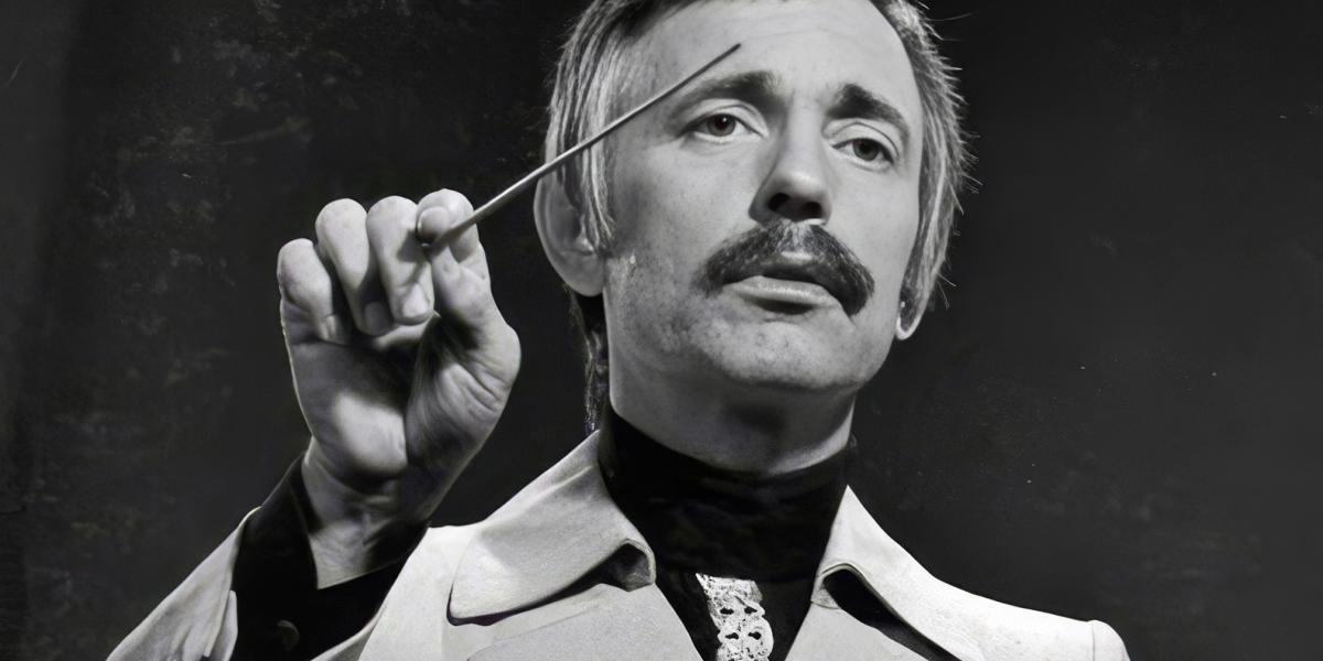 A francia zeneszerző-karmester, Paul Mauriat (képünkön) Love is Blue című instrumentális száma 1968 februárjától öt héten át vezette az amerikai slágerlistát