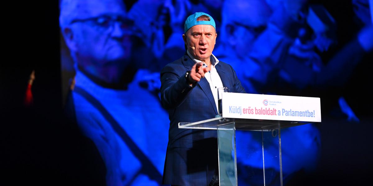 Varjú László 2026. február 15-én, a Demokratikus Koalíció kampányindító nagygyűlésén.