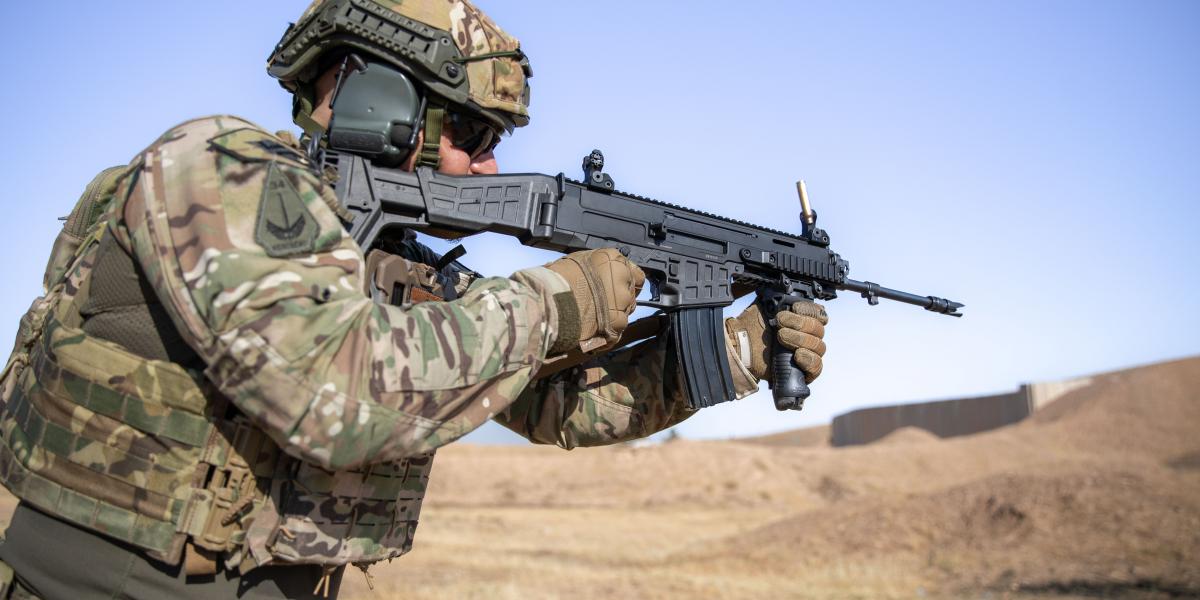 Az erbili bázis elleni támadásokban magyar katona nem sérült meg