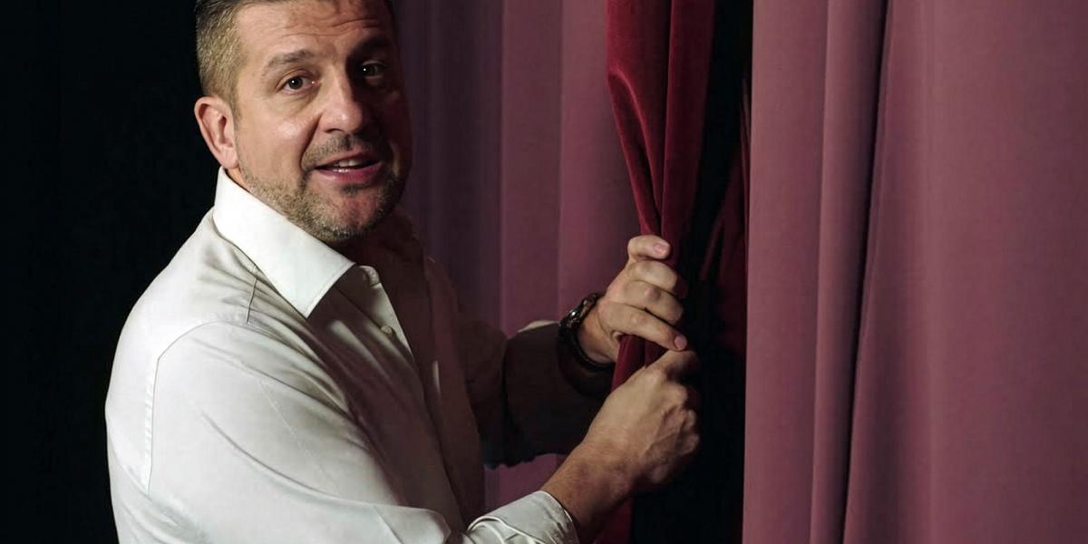 Csányi Sándor előadása az örök témát, a férfi-nő viszonyt boncolgatja