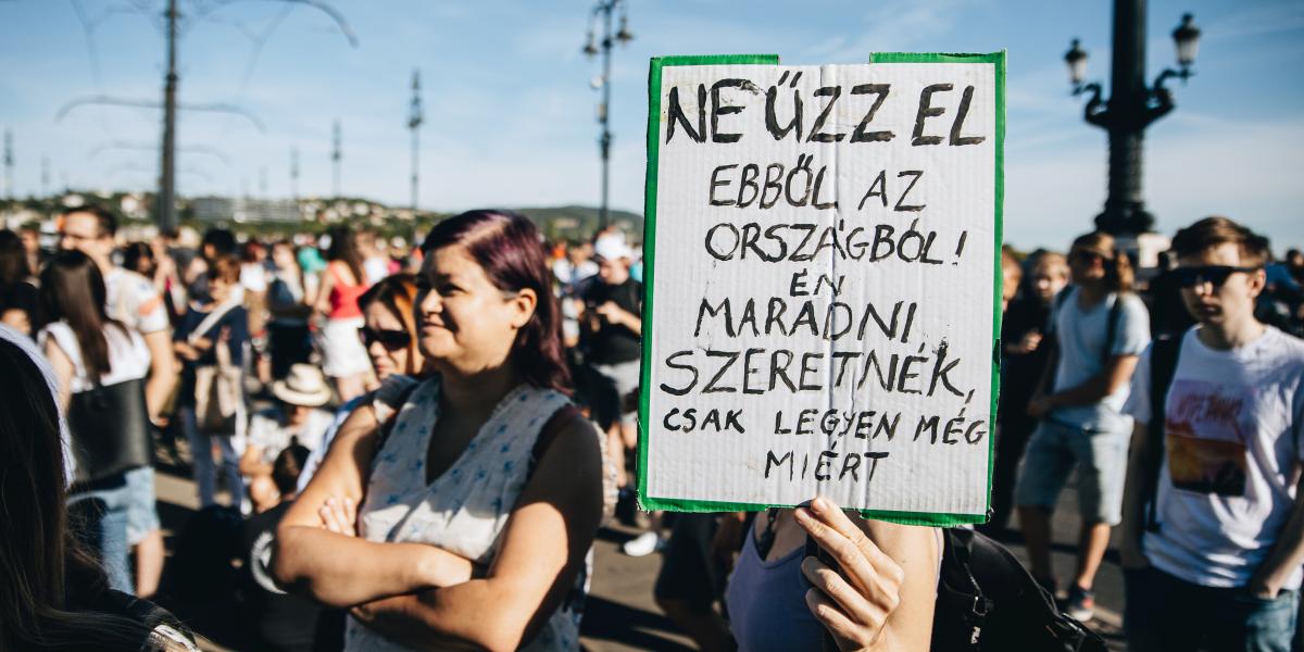 Sokan elhagyták Magyarországot, kormányváltást szeretnének, de az érdemi változásra szerintük még várni kell