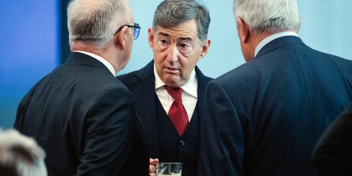 Hazánk leggazdagabb emberénél szegényebb Mike Jordan, Sam Altman