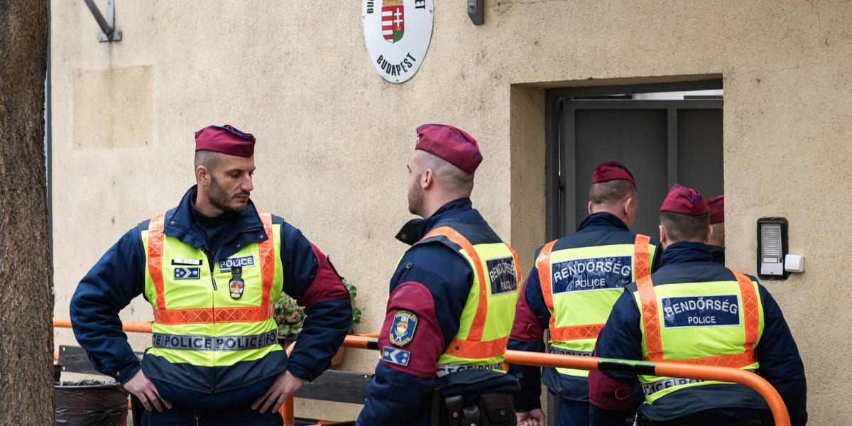 A Szőlő utcai javítóintézet. A nyomozás még tart, az épületet elárverezték; egyelőre nem tudni, ki a vevő