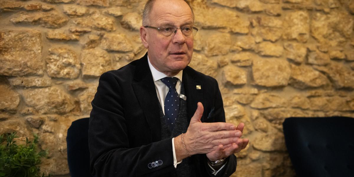 Korábbi felvétel 