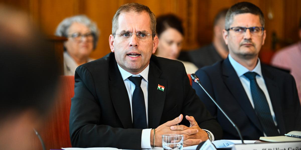 Ruff Bálint, a Miniszterelnökséget vezető miniszterjelölt kinevezés előtti meghallgatásán az Országgyűlés igazságügyi és alkotmányügyi bizottságának ülésén az Országházban 2026. május 12-én