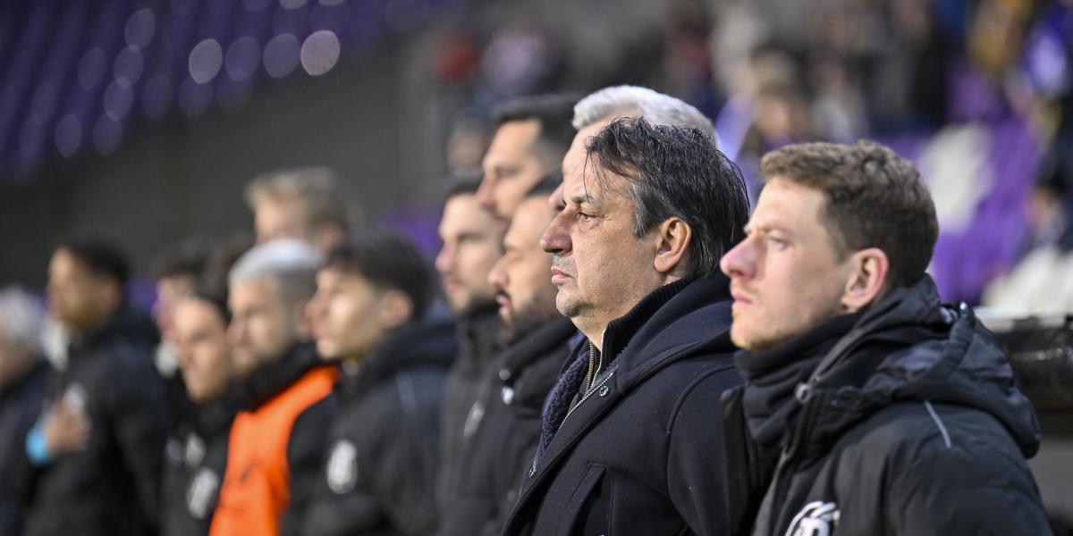 Hornyák Zsolt, a Puskás Akadémia FC vezetőedzője a labdarúgó Fizz Liga 20. fordulójában játszott Újpest FC - Puskás Akadémia FC mérkőzésen január 31-én