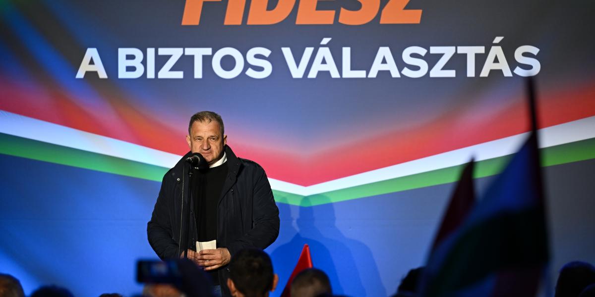 Erős Gábor Esztergomban, 2026. március 25-én