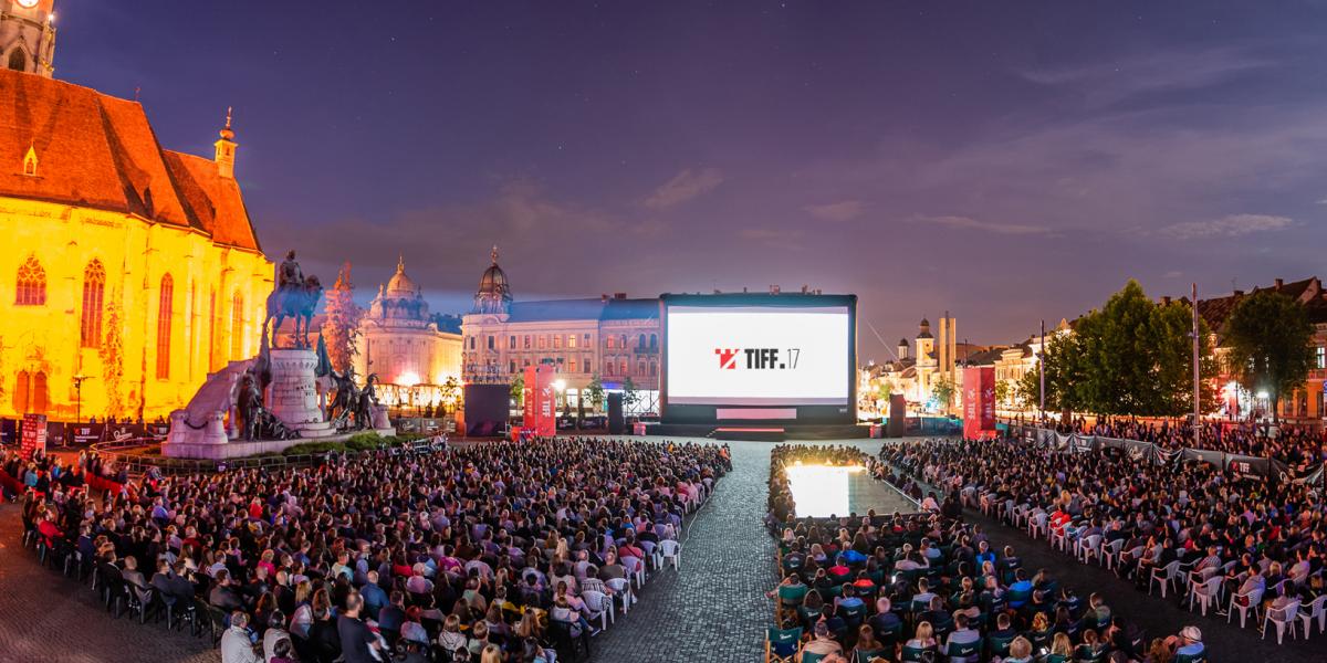  A kolozsvári nemzetközi filmfesztivál a város főterén