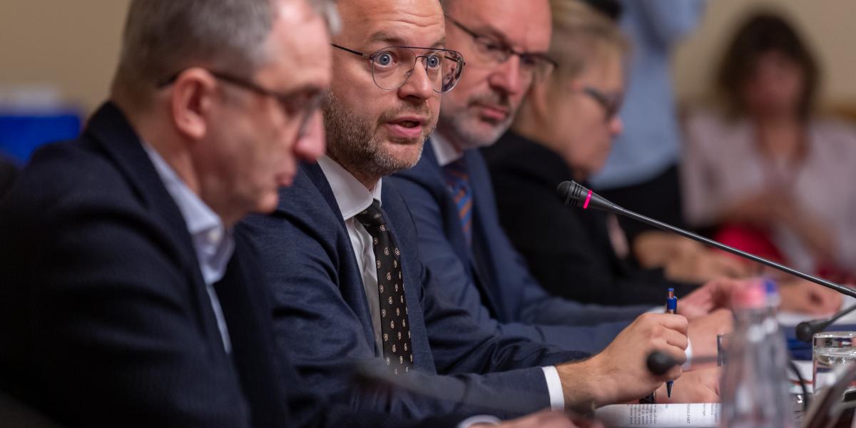 Orbán Balázs - Korábbi felvétel