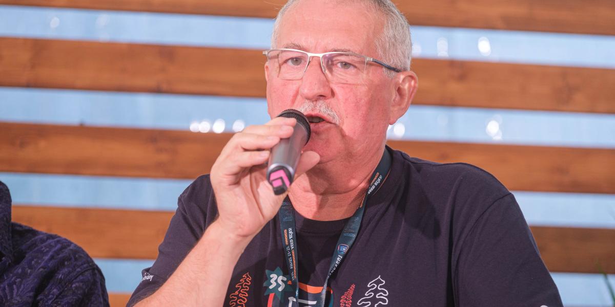 Toró T. Tibor a 35. Bálványosi Nyári Szabadegyetem és Diáktábor (Tusványos) megnyitóján július 22-én 