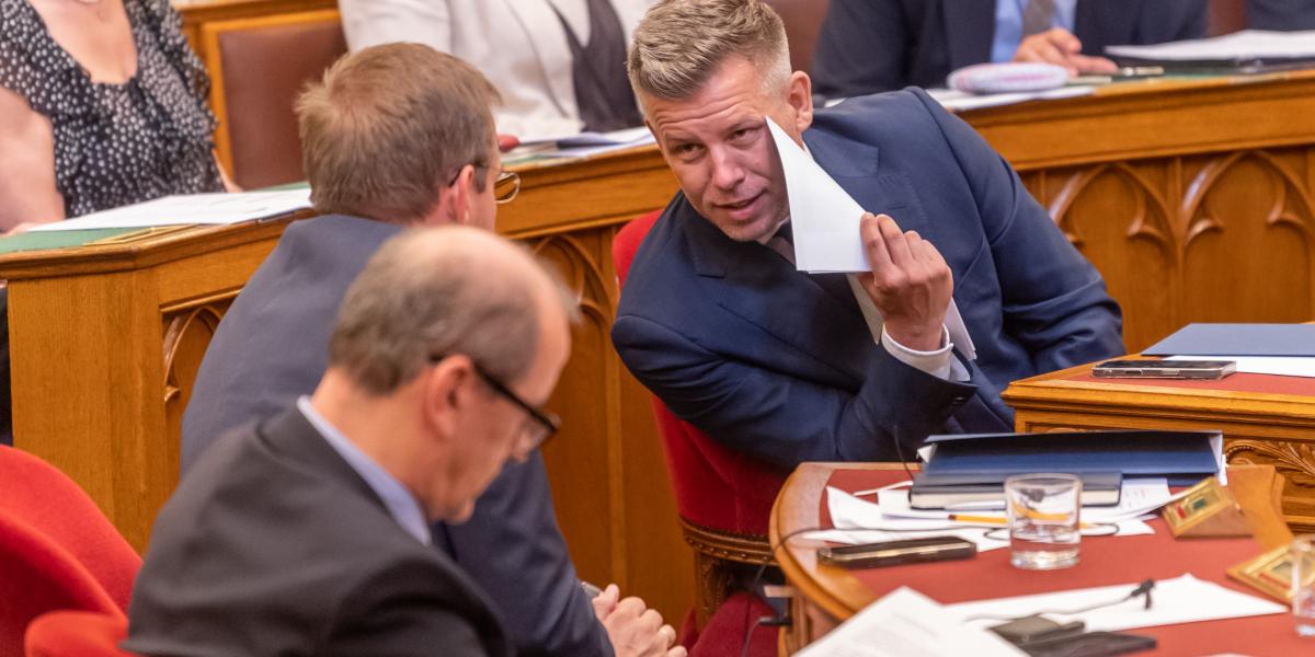 Az irreálisan magas népszerűségi mutatók most lassan kezdenek a helyükre kerülni, drámai mértékű átalakulásról szó sincs - mondja Horn Gábor