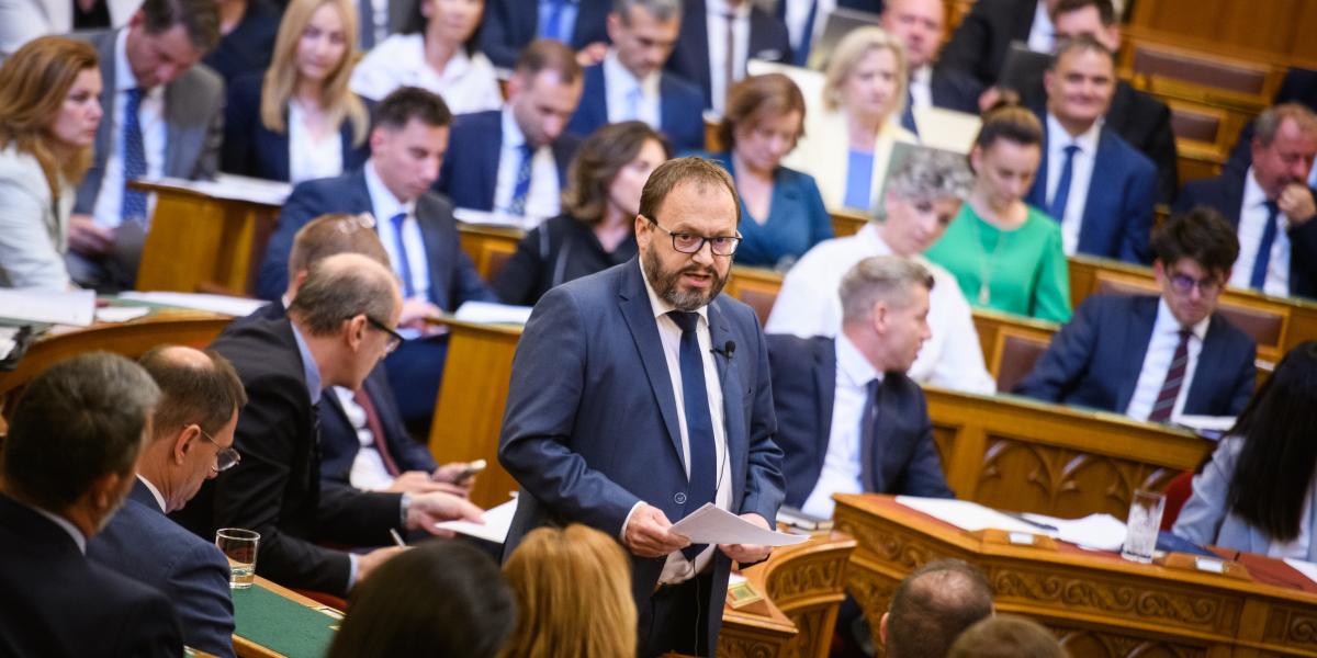 Kármán András - Korábbi felvétel