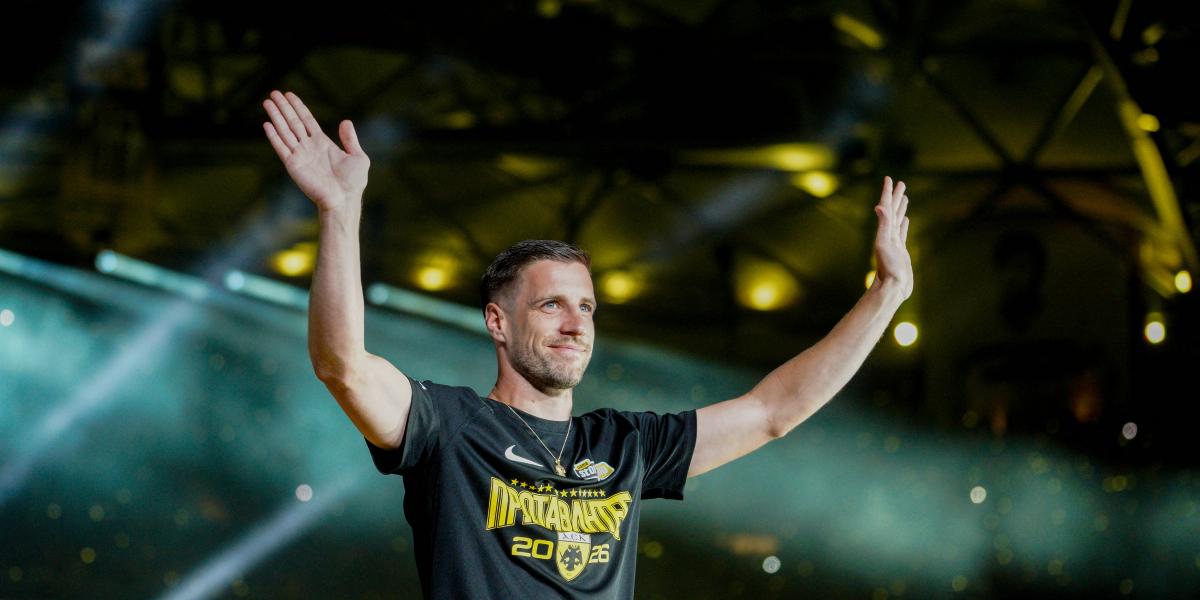 Varga Barnabás bevált az AEK Athénnak, tavasszal öt góllal és két asszisztal segítette csapatát a bajnoki aranyhoz
