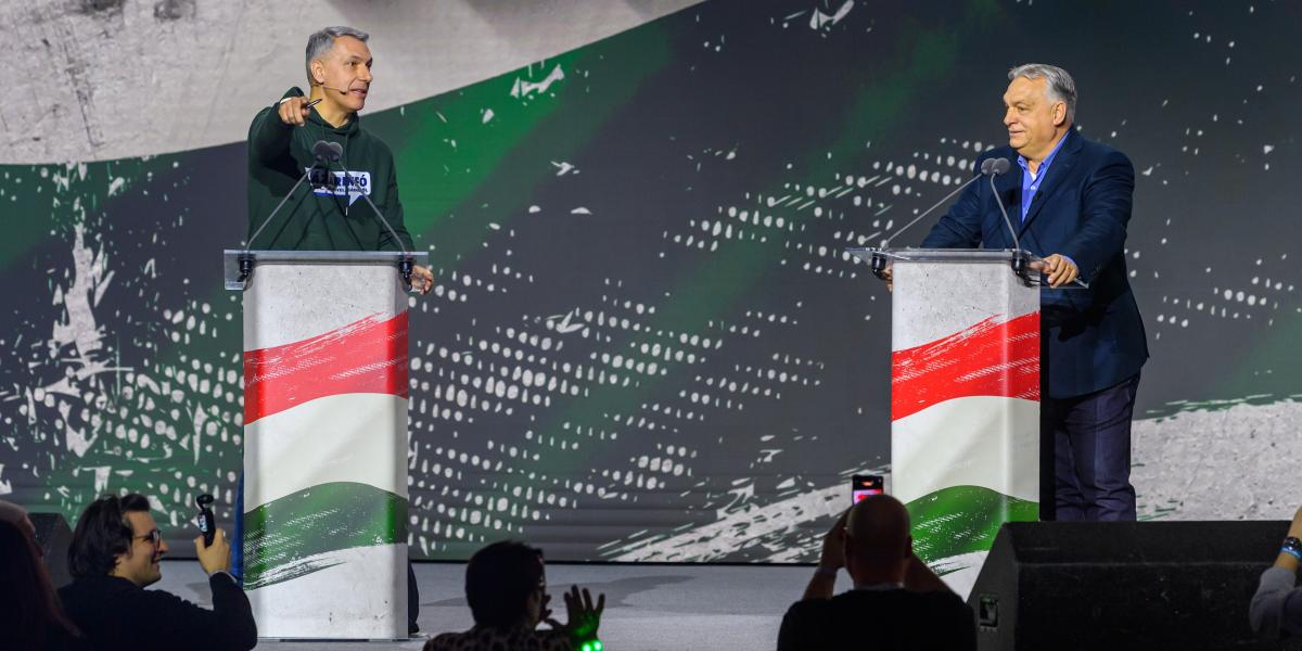 Lázár János és Orbán Viktor a Digitális Polgári Körök gyűlésén 
