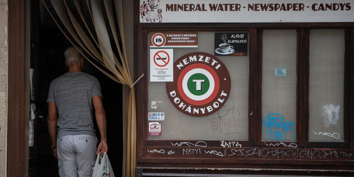Nemzeti Dohánybolt. Ócska jelzővé degradálták a szépséges „nemzeti” szót