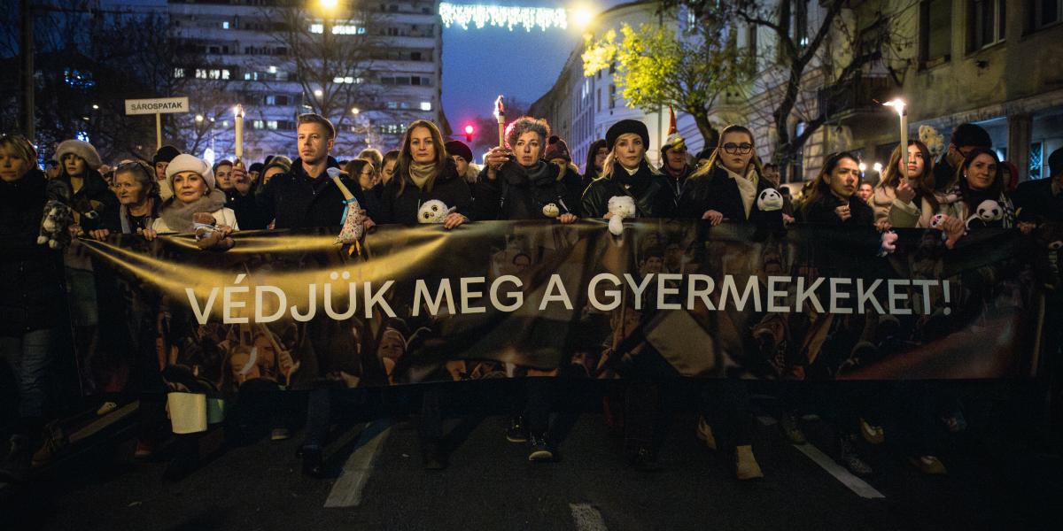 Gyermekbántalmazás elleni tüntetés Budapesten 2025 decemberében