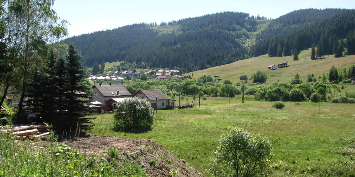 Hollópatak egyik része, Középhámor látképe