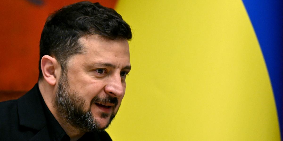 Volodimir Zelenszkij ukrán elnök érvelése szerint Oroszország háborúja „lezárja az ő égboltját is”.