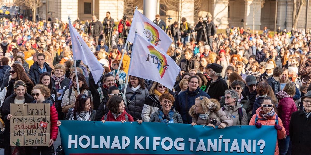 A szakszervezet célja, hogy az új tanévben legalább 500 új belépővel bővüljön a tagság