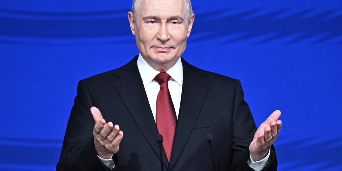 Vlagyimir Putyin az éjjeli, szombat reggeli Ukrajna elleni orosz támadások után belement a légicsapások szüneteltetésébe