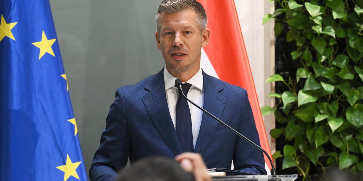 Magyar Péter könnyen osztogatja az „óellenzéki” címkét