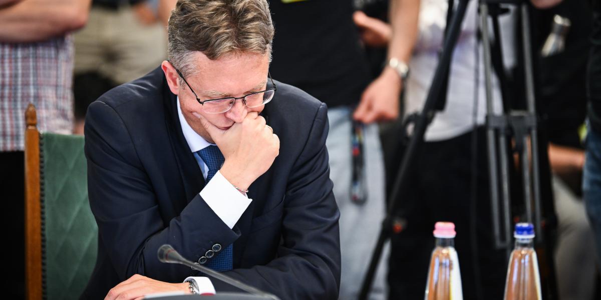 Hankó Balázs a nyomozás mögött „tudatosan gerjesztett gyűlöletet” sejt, mégpedig annak érdekében, hogy ezzel elrettentsék a „polgári civil szervezeteket, kulturális szereplőket a keresztény, nemzeti, polgári oldaltól”. Mindezt azzal a céllal, hogy egy „ne