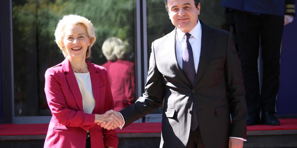 Von der Leyen Albin Kurti koszovói kormányfőnél járt. Az Európai Bizottság elnöke balkáni körúttal próbálja meg felgyorsítani a csatlakozási folyamatot