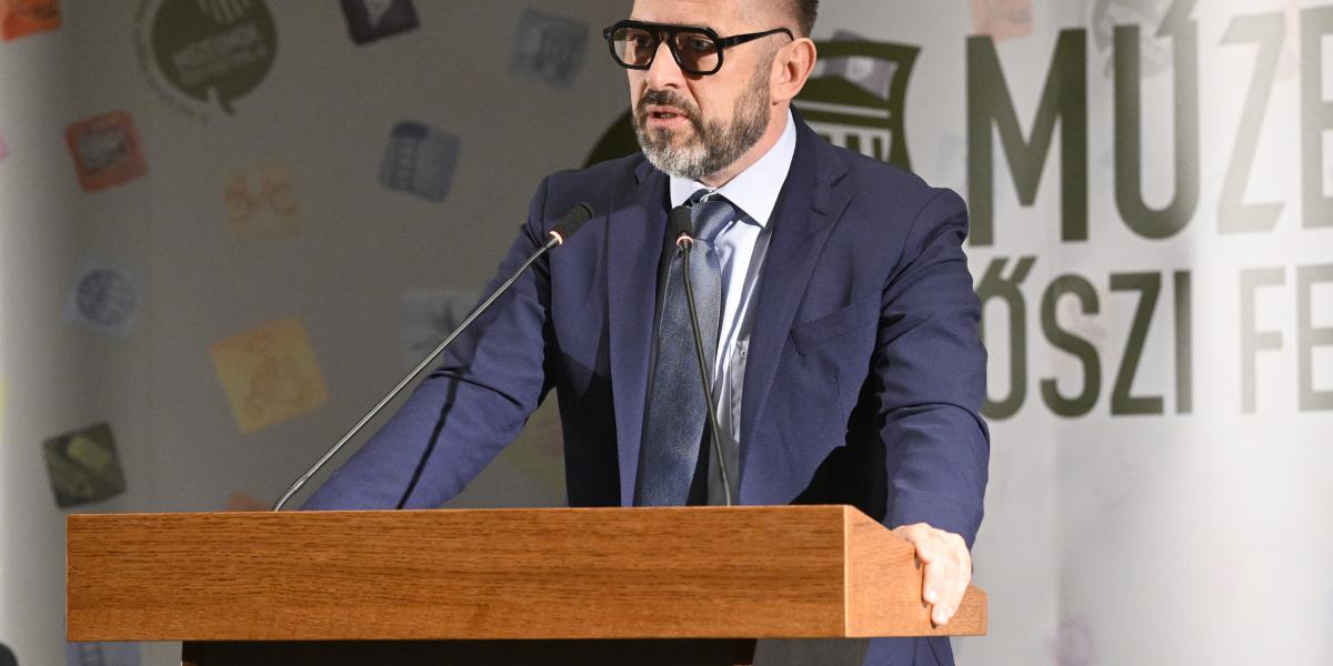 Sári Zsolt államtitkár