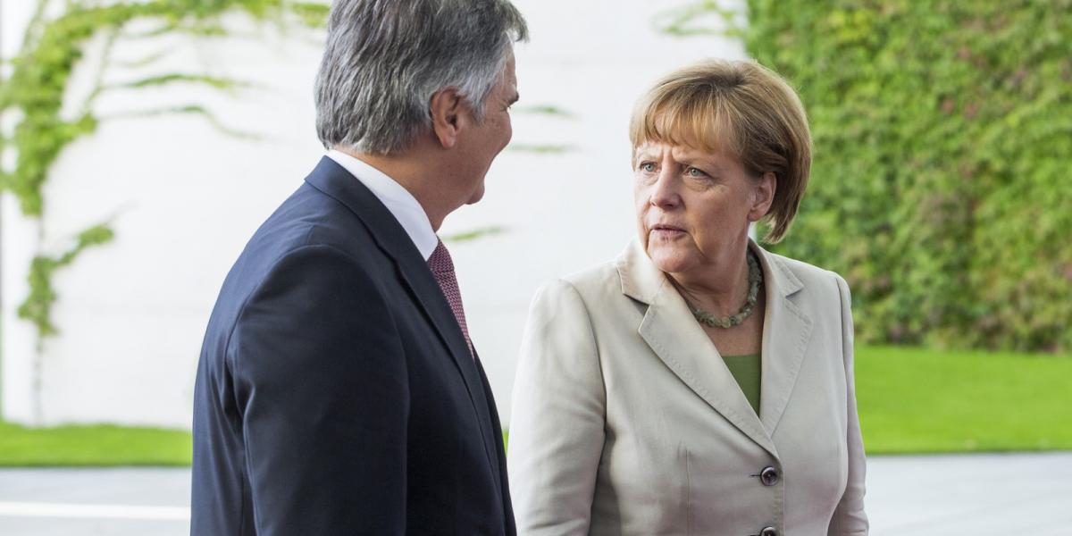 Werner Faymann orosz és Angela Merkel német kancellár egy korábbi találkozón. FOTÓ: Jochen Zick - Pool / Getty Images