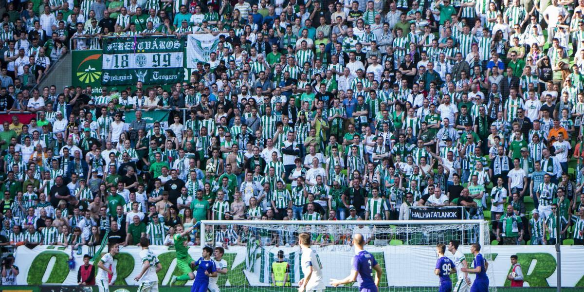 Dibusz Dénes, a Ferencváros kapusa (b3) a labdarúgó OTP Bank Liga 23. fordulójában játszott Ferencváros - Újpest FC mérkőzésen a