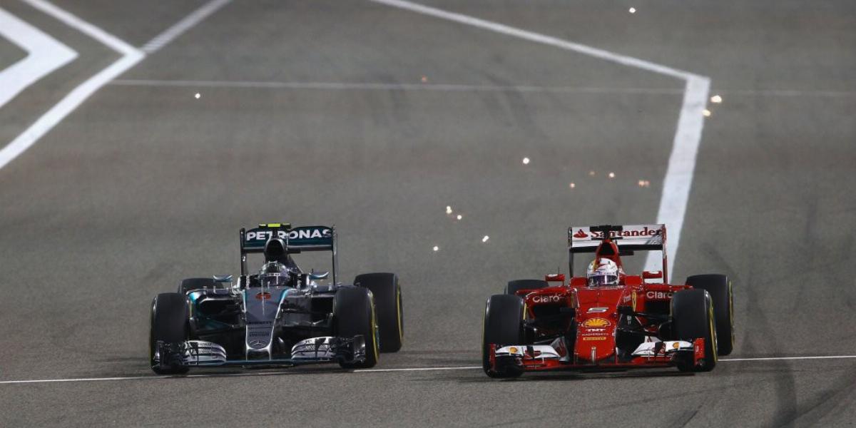 Rosberg és Vettel csatája FOTÓ: EUROPRESS/GETTY IMAGES/MARK THOMPSON