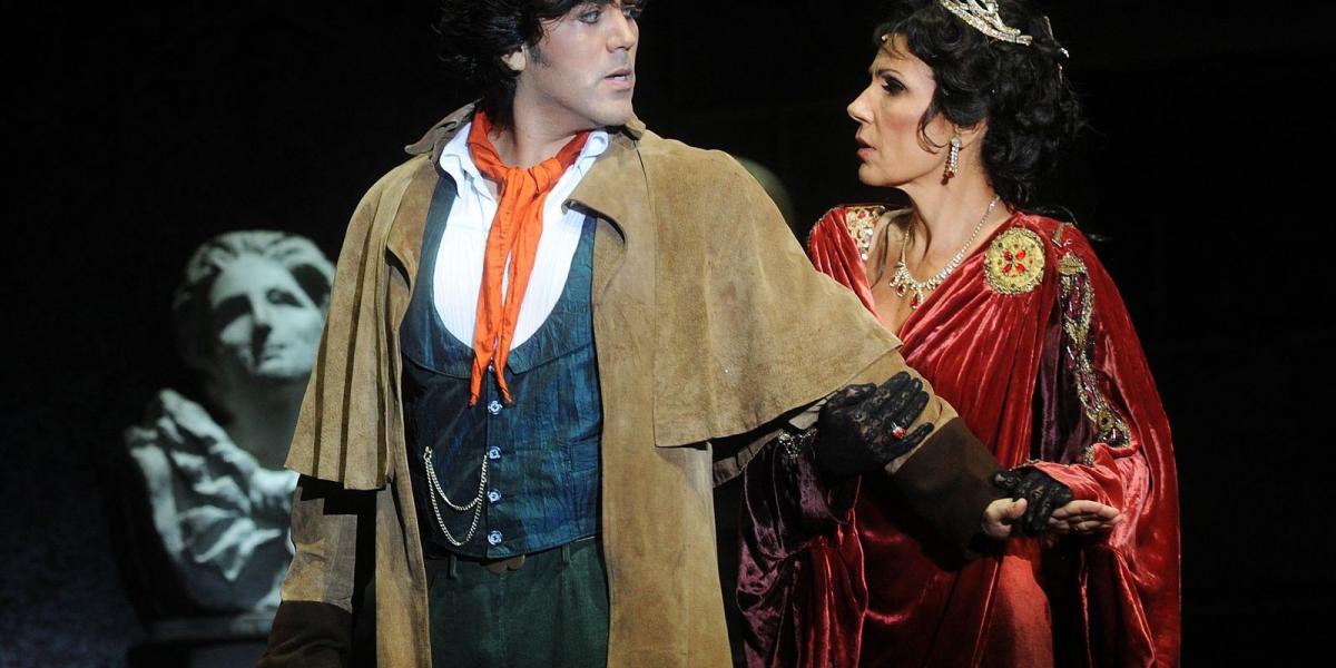 Cavaradossi (Giancarlo Monsalve) és Tosca (Béatrice Uria Monzon) szerelme halálra van ítélve FOTÓ: SZKÁROSSY ZSUZSA