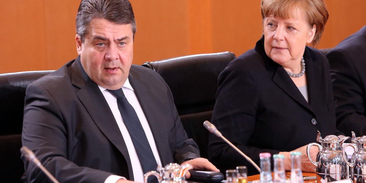 Sigmar Gabriel és Angela Merkel a válságtanácskozáson FOTÓ: EUROPRESS/GETTY IMAGES/ADAM BERRY