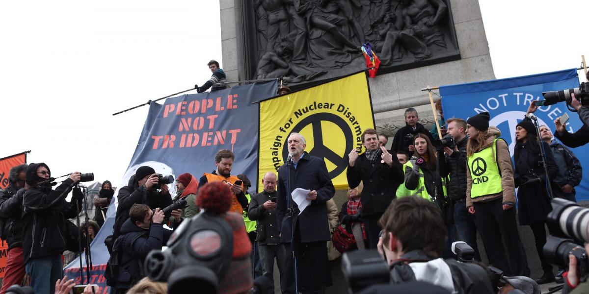 Jeremy Corbyn, a brit Munkáspárt vezetője egy gyűlésen Fotó: Dan Kitwood/Getty Images
