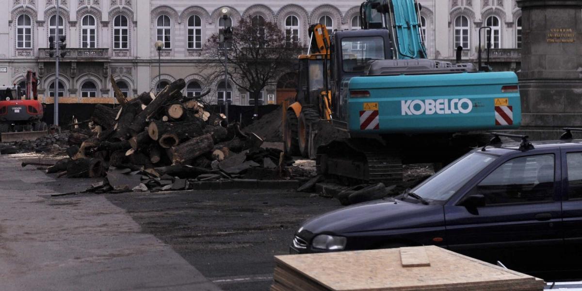 Siralmas kép fogadja a József nádor térre látogatókat FOTÓ: TÓTH GERGŐ