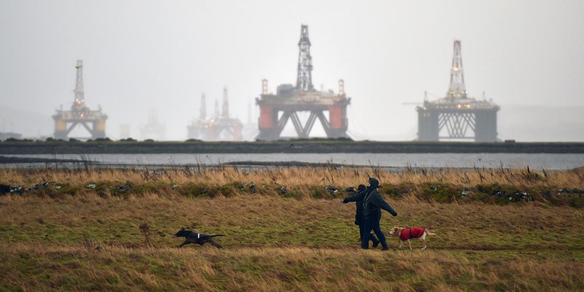 Az olajkitermelést több ország még a nyomott ár ellenére is inkább fokozza FOTÓ: EUROPRESS/GETTY IMAGES/JEFF J. MITCHELL